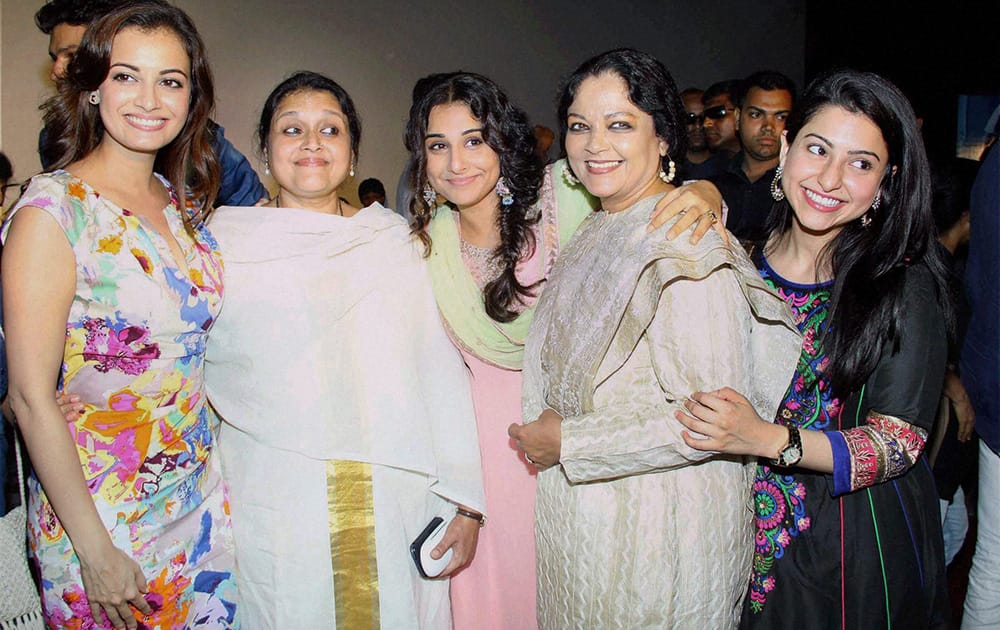 Bollywood film actresses Supriya Pathak, (2L) Vidya Balan (2R) and Tanvi Azmi pose during the trailer launch of the forthcoming Hindi film 'Bobby Jasoos' in Mumbai.