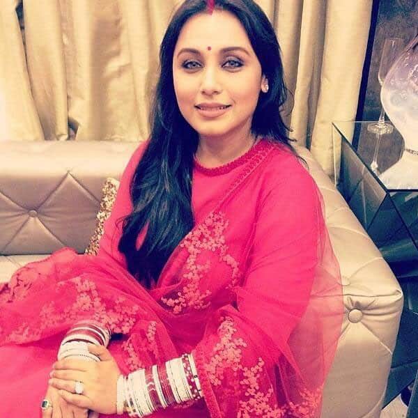 Rani Mukherjee - Sharing a pic from the Diva'ni store launch in Mumbai! :).  Pic Courtesy: Twitter