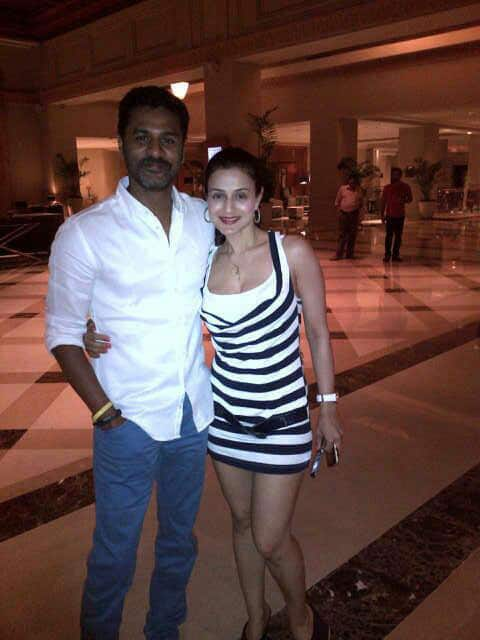 Ameesha Patel - Had a cute prebday dinner w prabhudeva sir n shalu n kuunal. Pic Courtesy: Twitter