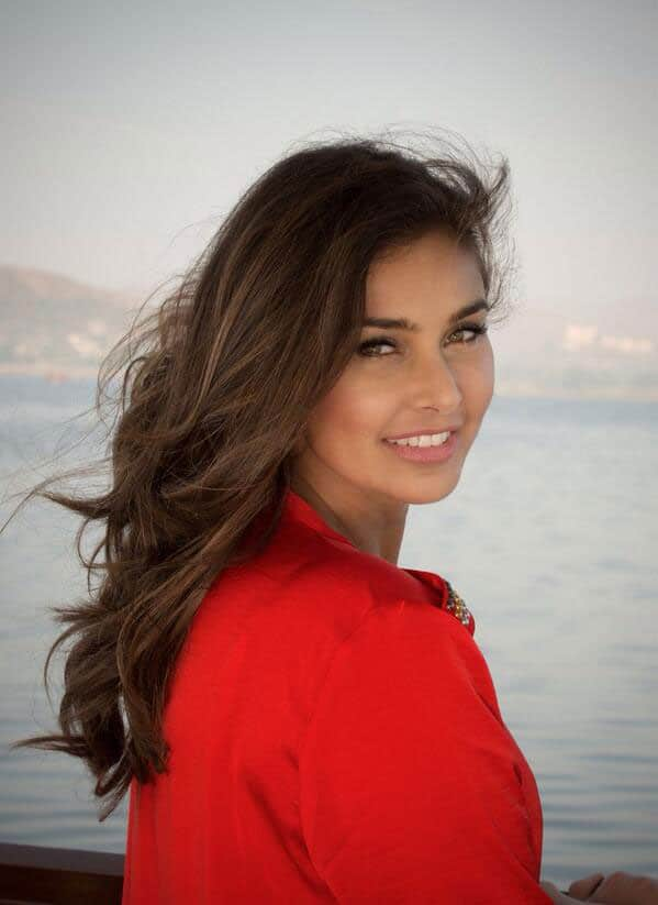 Lisa Ray - Thrilled to share I'm @InsightVacations 1st Global Ambassador and ready to spread the joy of travel. Pic Courtesy: Twitter