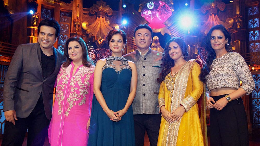 Krushna Abhishek, Farah Khan, Dia Mirza, Anu Malik, Vidya Balan and Mona Singh on the sets of Sony TV's reality show Entertainment Ke Liye Kuch Bhi Karega in Mumbai.