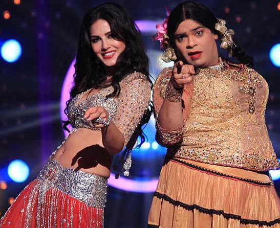 Sunny Leone  - What a performance! @SunnyLeone & @PalakOnJhalak shake a leg on the babydoll song together! Pic Courtesy: Twitter