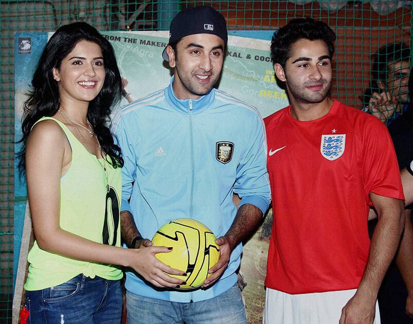 Bollywood actors Deeksha Seth (L) Ranbir Kapoor and Armaan Jain at a promotional event for an upcoming film Lekar Hum Deewana Dil in Mumbai.