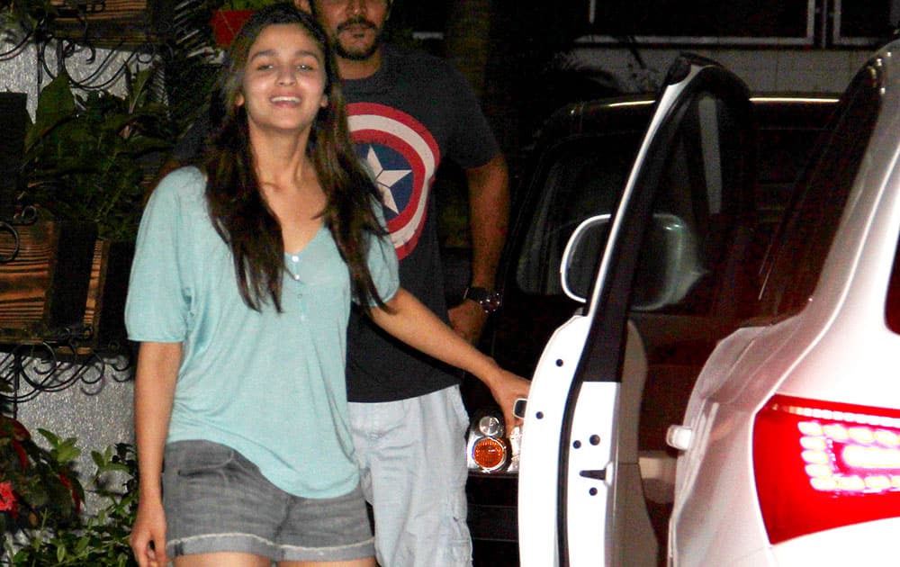 Alia Bhatt was spotted wearing shorts at the event that she has been attending to promote her movie 'Humpty Sharma Ki Dulhania' in Mumbai. dna