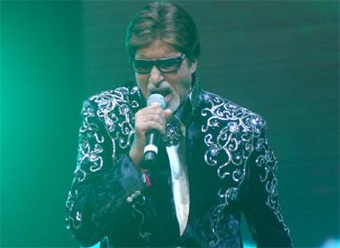 Big B grooves on stage during the 'Unforgettable' show in Canada.