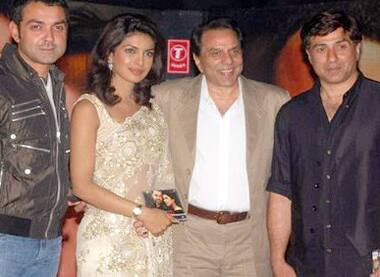 Deol trio- Dharmendra, Sunny Deol, Bobby Deol and actress Priyanka Chopra attend the music launch of 'Chamku'.