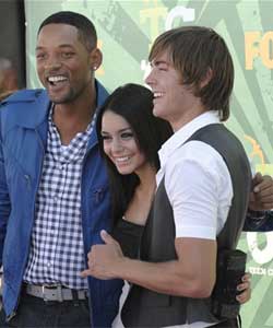 Actors Will Smith (L),Vanessa Hudgens (C) and Zac Efron at the 2008 Teen Choice Awards