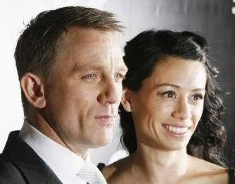 Daniel Craig with partner Satsuki Mitchell at a screening of 'Quantum of Solace'. 