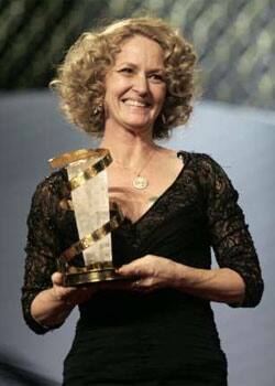 Melissa Leo receives the Best Female Performance award for 'Frozen River', at the Marrakesh Film Festival/ 