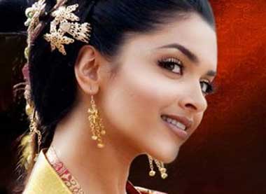 Deepika set to woo Akshay with her new look in ‘Chandni Chowk To China’.