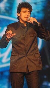 Singer Sonu Nigam's classical momet on the sets of 'Indian Idol'.