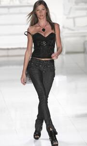 Top model Gisele Bundchen in a Colcci creation in Sao Paulo Fashion Week.