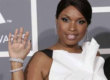 Jennifer Hudson arrives at the 51st annual Grammy Awards in LA.