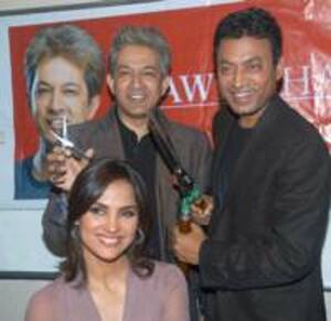 Lara Dutta, Irfan Khan and Hair Stylist Javed habib during a promotional event for film 'Billu'. 