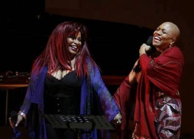 US singers Chaka Khan, left, and Dee Dee Bridgewater perform at the `Living Dream Concert` in New Delhi, India, Monday, Feb. 16, 2009. The concert was held to mark the 50th anniversary of Martin Luthe