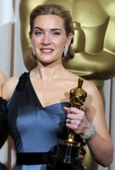 Best Actress winner Kate Winslet poses with her trophy at the 81st Academy Awards at the Kodak Theater in Hollywood, California.