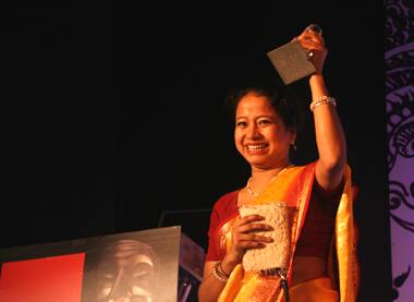 Laxmi Rawat receives the Best Actress award for 'Layla Majnun'