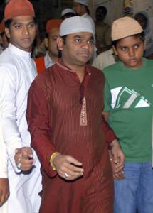 AR Rahman visits Sufi saint Hazrat Khwaja Muinuddin Chisty's shrine at Ajmer.