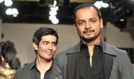 Cricketer Murli Karthik spotted on Manish Malhotra's show.