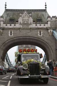 A hearse carrying Jade Goody’s coffin crosses the Tower Bridge in central London.