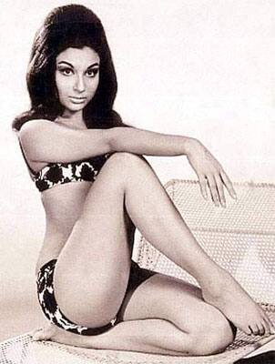 Yesteryears Bollywood actress Sharmila Tagore posing in a bikini shot.