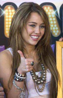 Miley Cyrus poses during the pre-screening of 'Hannah Montana the Movie' in Madrid.