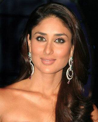 Kareena Kapoor, who is going to promote her upcoming film Kambakkht Ishq.