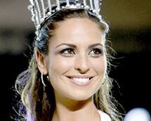 Coruna Estibaliz Pereira Rabade crowned Miss Spain 2009 in Mexico's Quintana Roo.