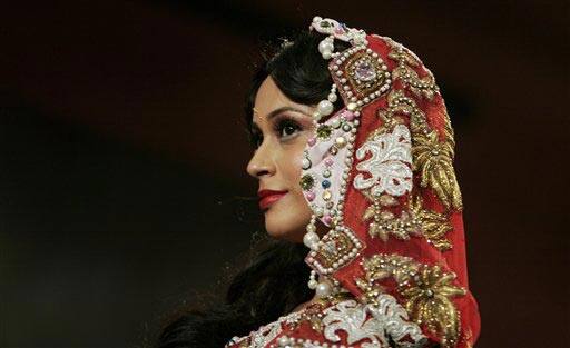 A model displays an ethnic creation by Parvesh and Jai at the Bangalore Fashion Week 2009.