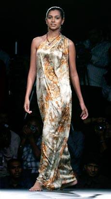 A model presents a creation by Babita Jai Shankar at the Bangalore Fashion Week 2009, in Bangalore, India, Sunday, July 26, 2009.