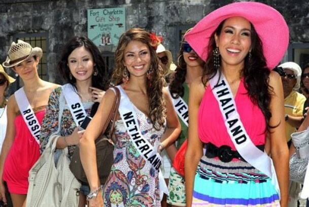 Contestants of the Miss Universe 2009 beauty pageant, from left to right, Miss Russia Sofia Rudyeva, Miss Singapore Rachel Kum, Miss Netherlands Avalon-Chanel Weyzig and Miss Thailand Chutima Durongde