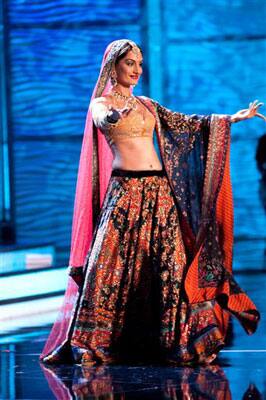 Ekta Chowdhry, Miss India 2009, pre tapes her opening number Tuesday Aug. 18, 2009 for the Miss Universe 2009 competition in Nassau, Bahamas.