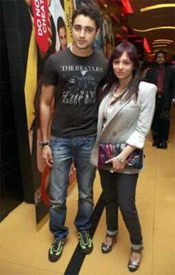 Imran Khan with his girlfriend Avantika during their visit to a multiplex in Mumbai. 