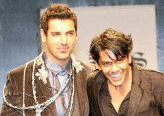 Bollywood hunk John Abraham walks the ramp for designer Rocky S at ongoing LFW in Mumbai.