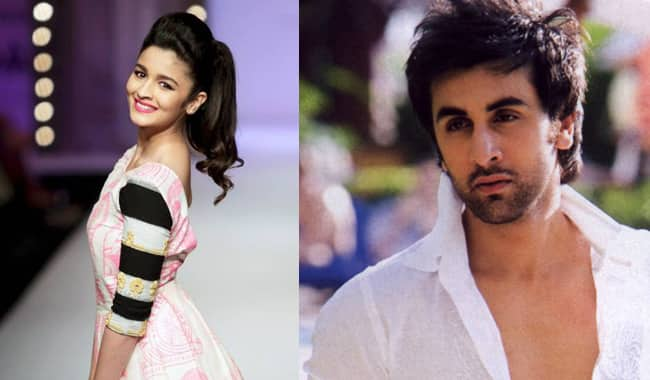 Why Alia Bhatt wants to date Ranbir Kapoor | People News | Zee News