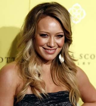 Hilary Duff`s comeback single leaks online | Music News | Zee News