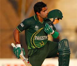 `National hero` Akmal cleared in traffic violation case after cop ...