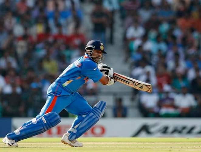 October 28, 1994: The tournament was Wills Cup triangular series and India were playing against New Zealand. Batting first, the Kiwis scored 269 runs after opener Kein Rutherford (108) and Adam Parore (96) opened the innings in style. Indian openers Manoj Prabhakar (74) and Tendulkar replied back brilliantly and added 144 runs for the first wicket. Sachin’s knock comprised of 9 boundaries.Result: India won by 7 wicketsMan of the Match: Sachin Tendulkar -