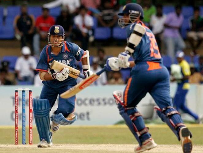 March 16, 2004: To resume ties between the two countries, India toured Pakistan for Test and ODI series. Pakistan won the toss and chose to bat first. Their openers Yasir Hameed (86) and Afridi (80) scored two formidable knocks as Pakistan reached a score of 329/6. In reply, India lost wickets at regular intervals and Tendulkar was the only batsman who was fighting a lone battle for his team. The Little Master scored a magnificent 141 which came off 135 balls and comprised of 17 boundaries and a six. Despite Tendulkar’s stellar performance with the bat, India fell short of the total as there was no other batsman who could spend some time at the crease.Result: Pakistan won by 12 runsMan of the Match: Sachin Tendulkar -