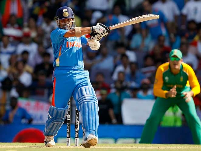 March 12, 2011: India were now up against the formidable Proteas side after they had defeated Netherland and Ireland in consecutive matches. Dhoni won the toss and chose to bat first. India openers – Sehwag and Tendulkar – demolished the South African bowling attack and stitched 142 runs for the first wicket. The second wicket produced another big partnership between Tendulkar and Gambhir – 125 runs that too came at a quick pace. Tendulkar was finally dismissed by Morkel, but once again, the Little Master had produced a magical innings in a tense match. India unfortunately lost them match as South African lower order produced a praiseworthy fight back. Result: South Africa won by 3 wickets -