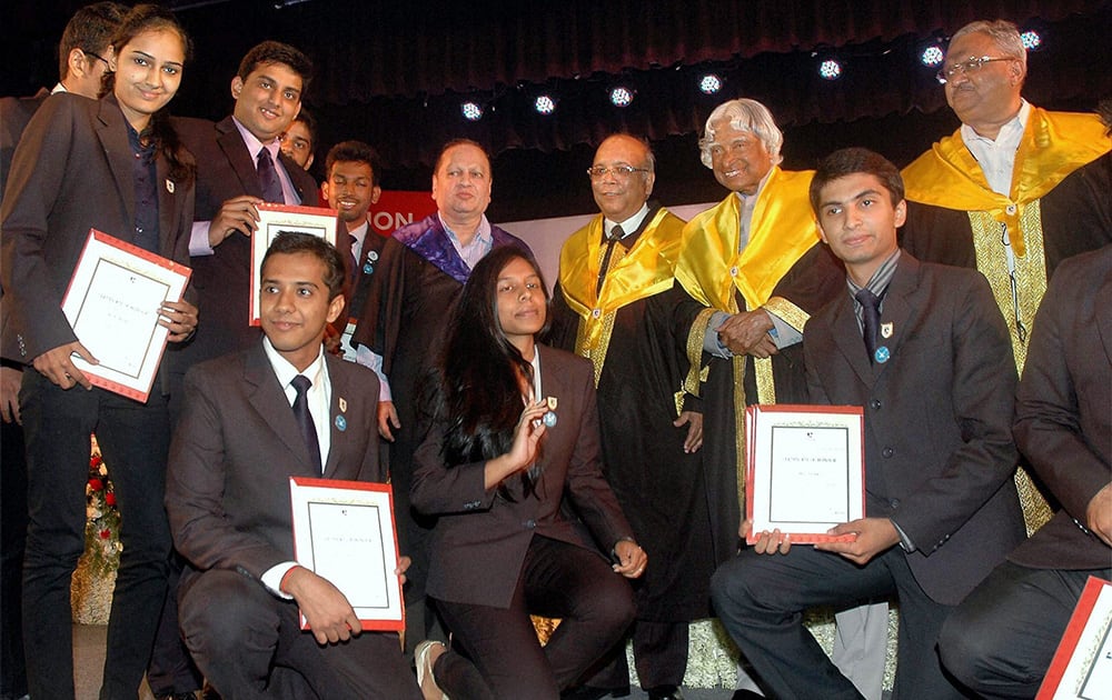 Former President Dr APJ Abdul Kalam with students of SVKM`s Narsee Monjee Institute of Management Studies during their convocation ceremony in Mumbai.
