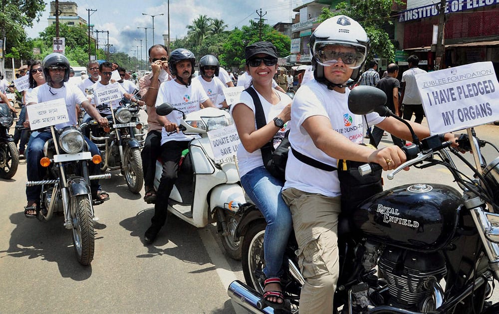 Assamese singer Zublee Baruah leading a bike rally on the occasion of World Organ Donation Day in Guwahati.