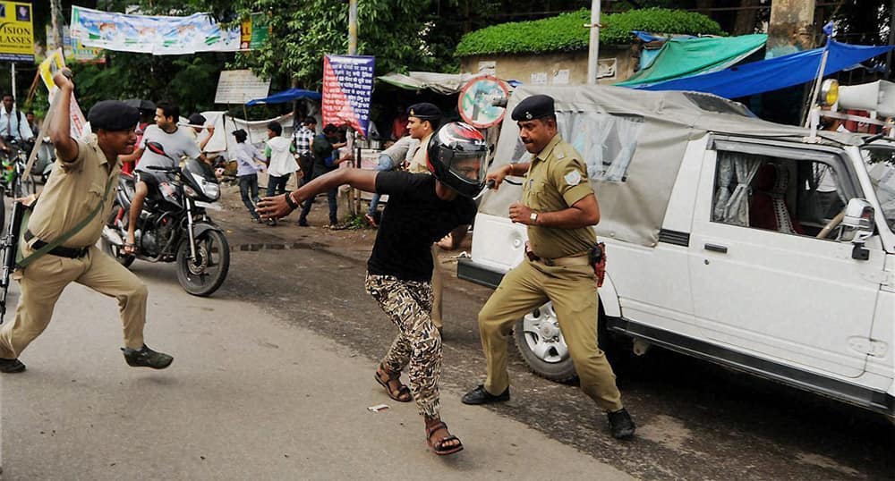 Police resort to lathicharge against miscreants during Ranchi Bandh called against `Chanho` communal riots in Ranchi.
