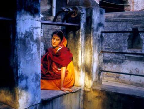 Directed by
Manish Jha
Produced by
Patrick Sobelman, Punkej
Kharbanda
Star Cast
Tulip Joshi
Sudhir Pandey
Sushant Singh
Aditya Srivastava
Year
2003
- Spice Team