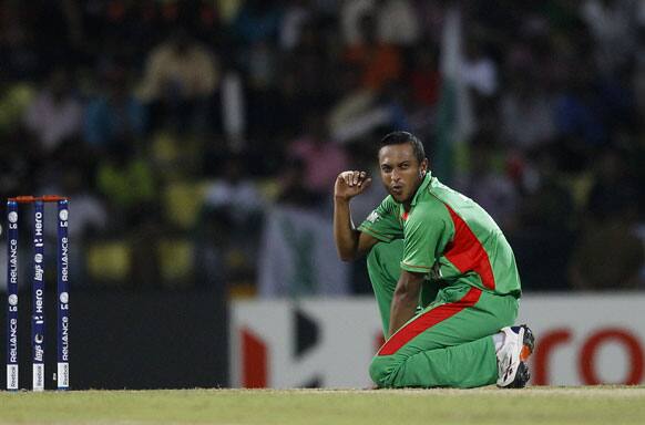 Bangladesh's bowler Shakib Al Hasan reacts after he missed a chance to dismiss Pakistan's batsman Imran Nazir during the ICC Twenty20 Cricket World Cup match in Pallekele.