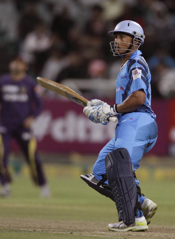 Titans Henry Davids looks back as he played a shot against the Kolkata Knight Riders during a Champions League Twenty20 game in Cape Town, South Africa.