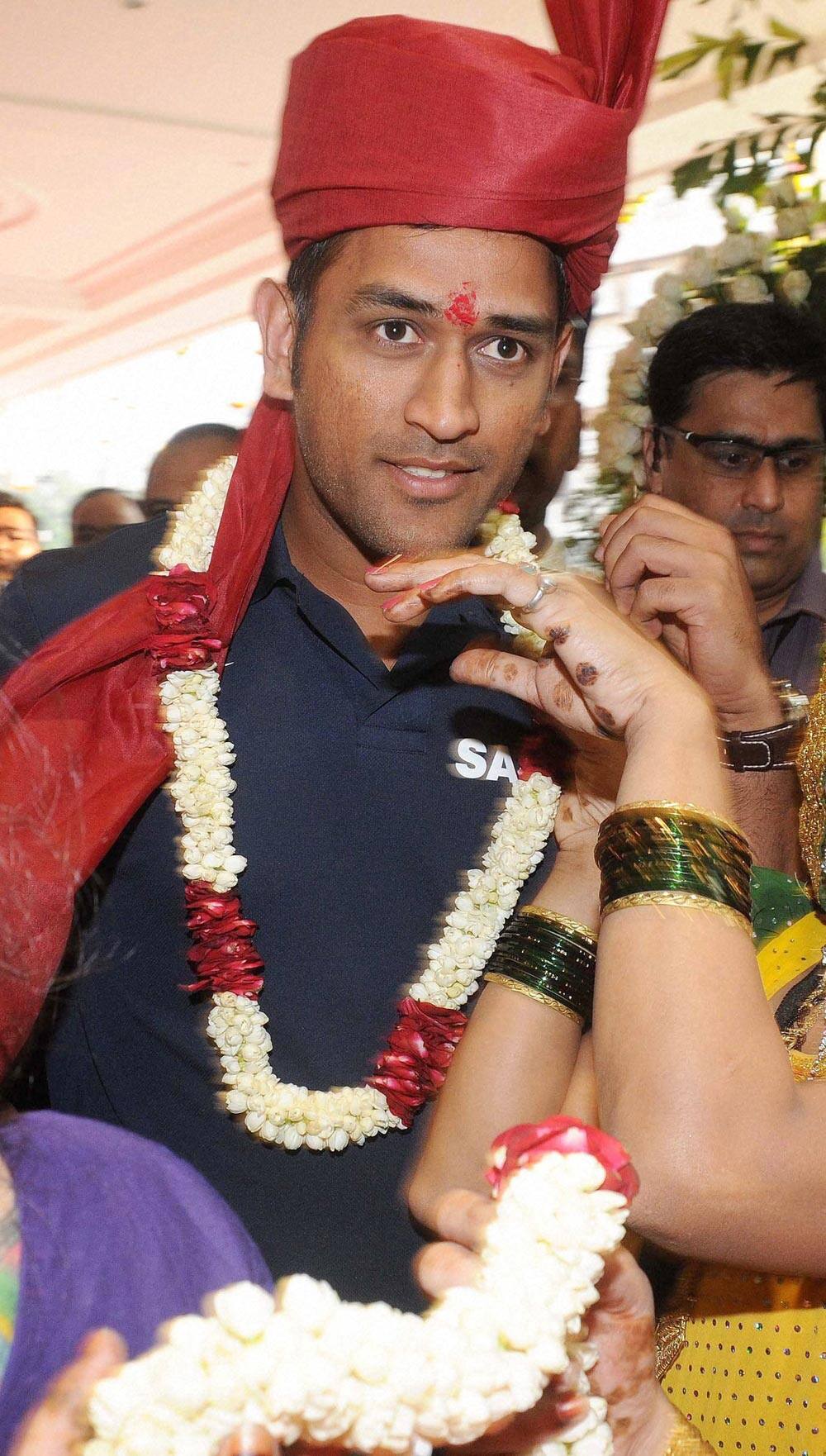 MS Dhoni being welcoming during the Mumbai Cricket Association's Sachin Tendulkar Gymkhana naming function at Kandivali, North Mumbai.