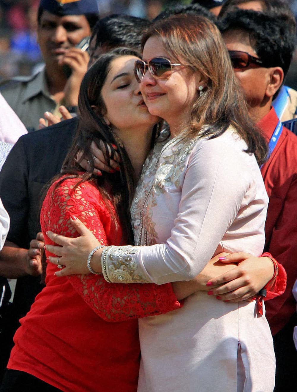 Sachin Tendulkar's wife Anjali and daughter Sara during his farewell ceremony in Mumbai.