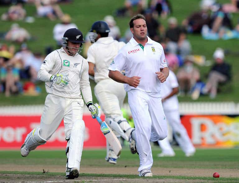 South Africa's Jacques Kallis as he chases down the ball on the first day of the second International Cricket Test at Seddon Park in Hamilton.