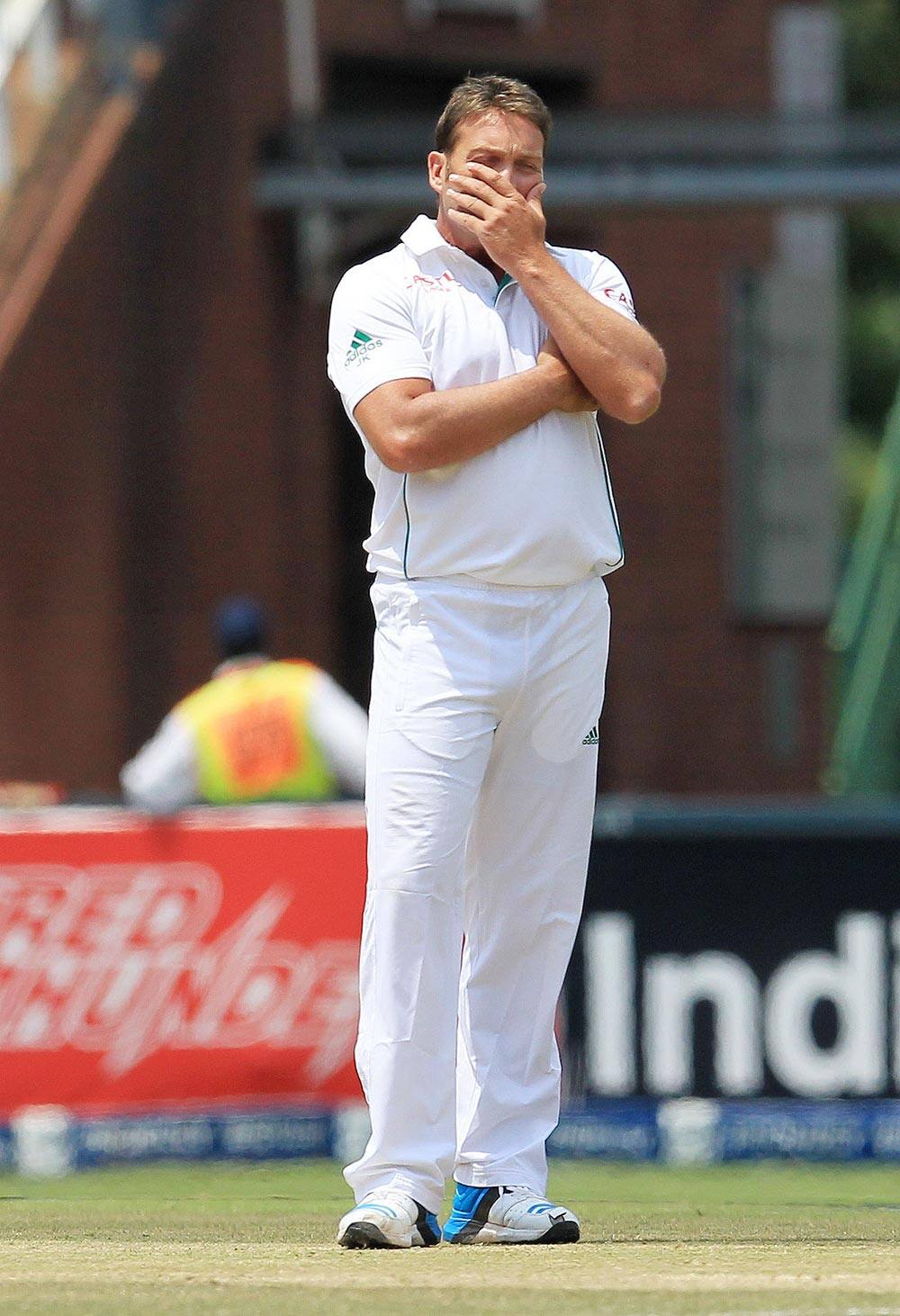 South Africa's bowler Jacques Kallis, reacts after an unsuccessful appeal for LBW against India's batsman Murali Vijay, during India's 2nd innings on the third day of their cricket test match at Wanderers stadium in Johannesburg.